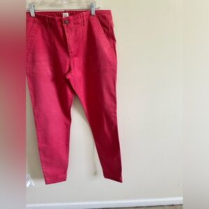 GAP - Skinny Cargo Pants (in Berry)